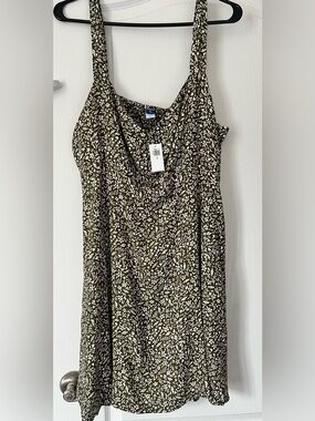 NWT Old Navy Olive Green Floral Print Dress - Size XL
